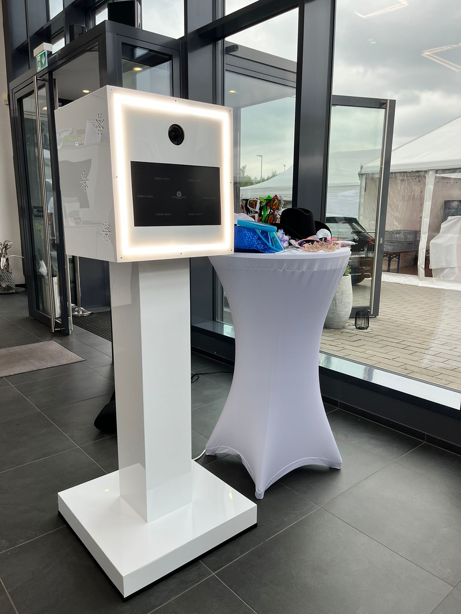 photobooth-table-image